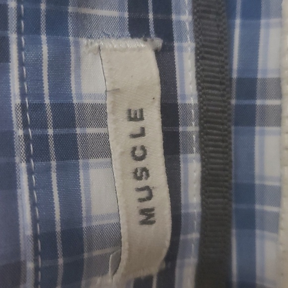 Abercrombie and Fitch Med. men's blue & white plaid long sleeve button down 👕 - Picture 10 of 11